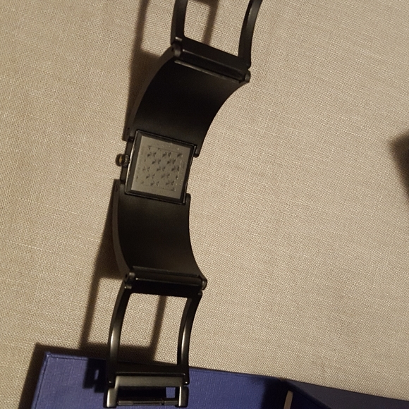 Swarovski watch - Picture 2 of 3